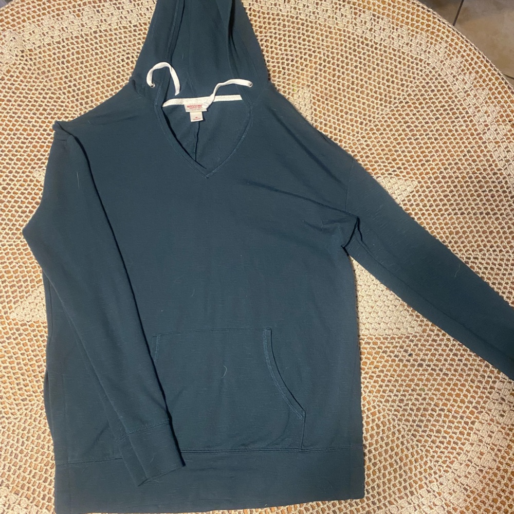 Green women’s hoodie